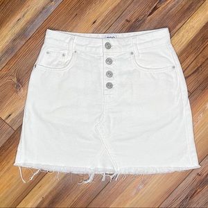 BDG Urban Outfitters Button Fly Denim Skirt Size 4 White Color Raw Hem